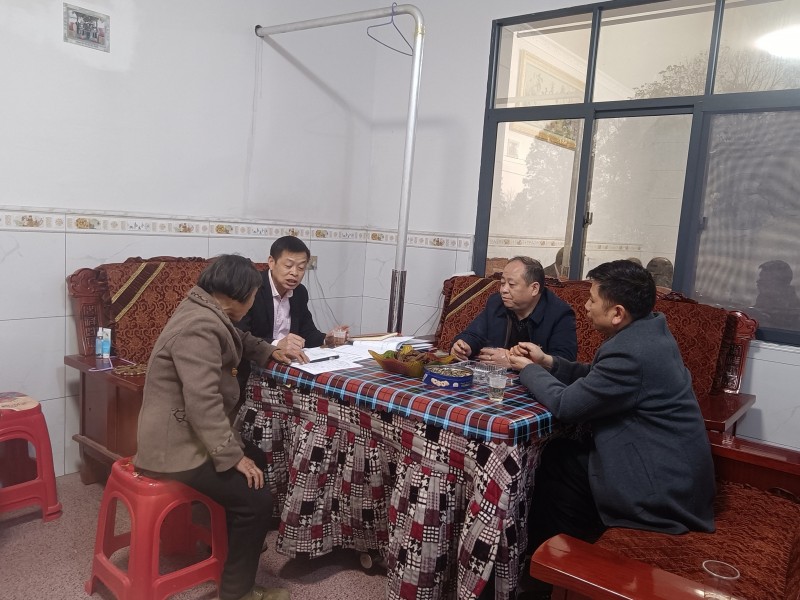 那山那村那人——關于駐村第一書記的印象