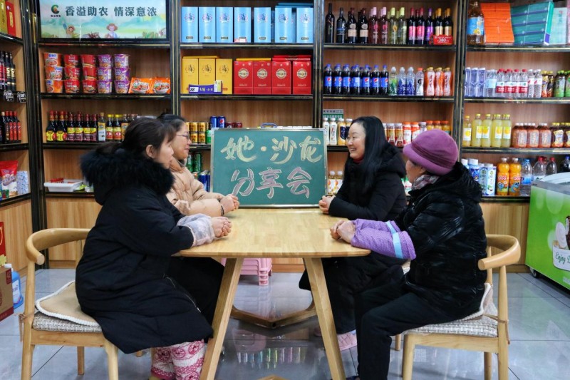 浙江龍游：春風送暖  情暖三八  “美”在“每一個”特別瞬間