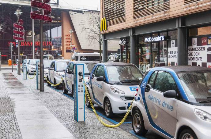 歐洲真的放棄新能源汽車戰略？