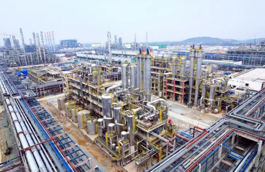 中國石化湖南石化年產60萬噸己內酰胺新裝置實現雙線開車