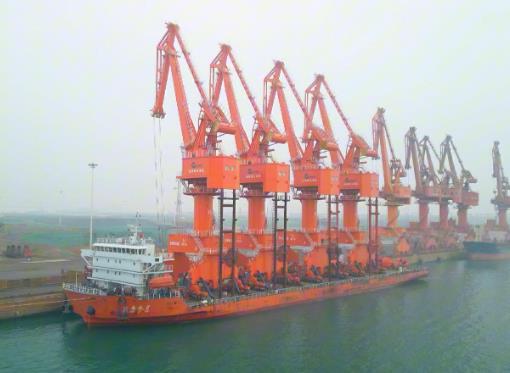 “鋼鐵戰將”！北部灣港北海港區再添10臺新門機