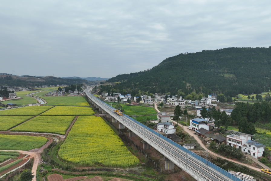 四川巴中至南充高鐵啟動聯調聯試