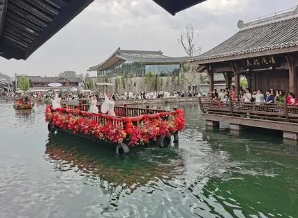 清明小長假，四川A級景區累計接待游客1078.62萬人次