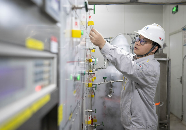 創新塑“核” 產業筑“基” 綠色為“本”——加快形成新質生產力的四川實踐