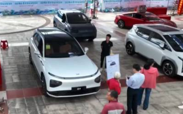 九十九款新能源汽車“駛”向鄉村
