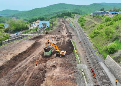中歐班列“東通道”濱綏鐵路區段改造工程開工建設