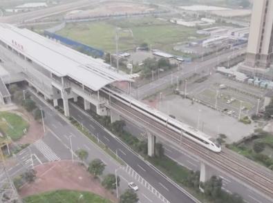 “四線”貫通、橫跨五市……粵港澳大灣區“最長地鐵”為區域經濟發展添動能