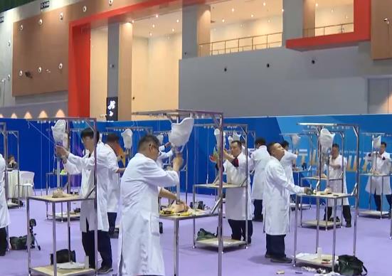 圍繞緊缺人才“以賽促學” 促就業出新招