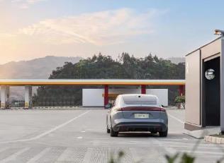 車企與電池廠商組換電聯盟 搶占千億規模補能賽道