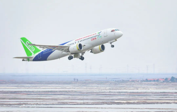 國產商用飛機完成首次加注SAF演示飛行