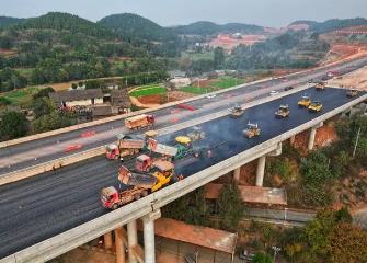 四川高速公路里程將沖刺10000公里大關