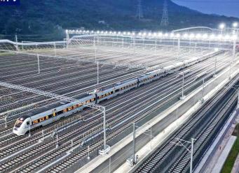 我國西南地區最大動車“體檢中心”建成投用