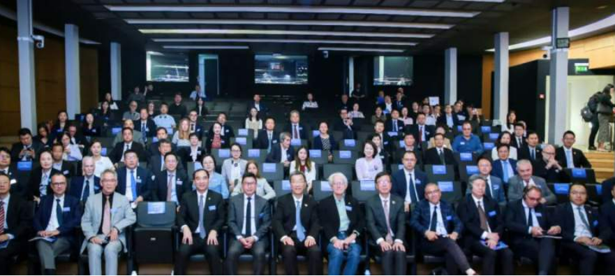 中法高校簽署數學等領域合作協議