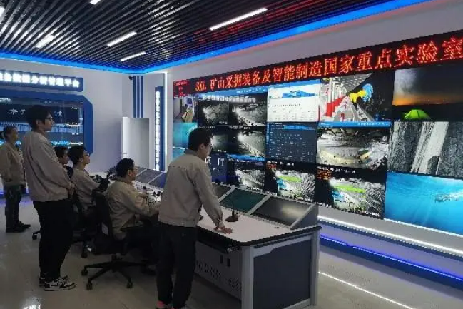 打卡中部實驗室——新絕技擦亮產業新“名片”