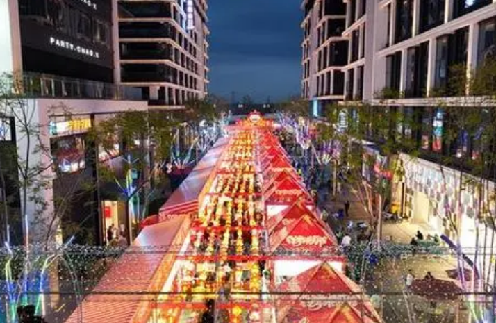 無人機配送、“夜經濟”煥新……新場景新體驗激發四川消費新動能