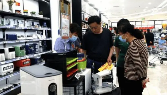 創新場景、增強動能，加強監管、優化環境——加快培育服務消費新增長點