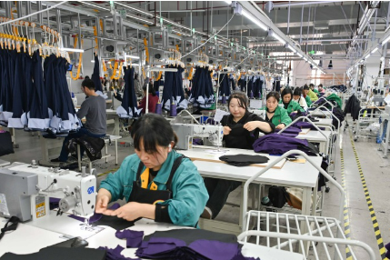 從一臺到七萬臺織機的跨越——河南省淮濱縣紡織業從無到有、從弱到強的嬗變