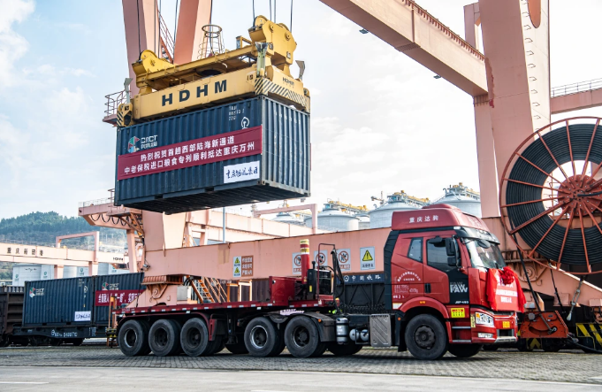 前七月我國貨物貿易進出口規模創歷史同期新高——從報關單看外貿新動能