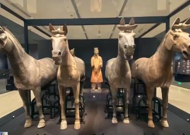 “地下王國”展風采 秦始皇陵考古發現首次集中亮相
