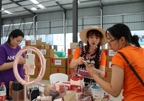 云南省實施“創業云南”建設三年行動