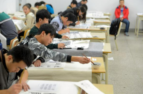 部分高校撤銷藝術類專業 “大洗牌”透露什么信號？