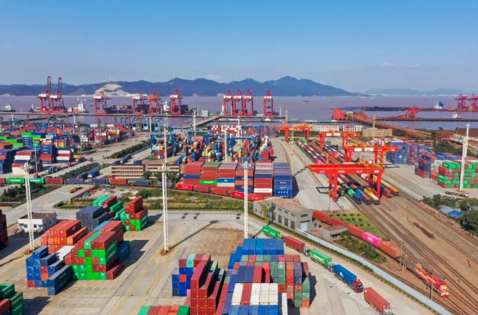 浙江寧波舟山港今年海鐵聯運箱量已超去年總量