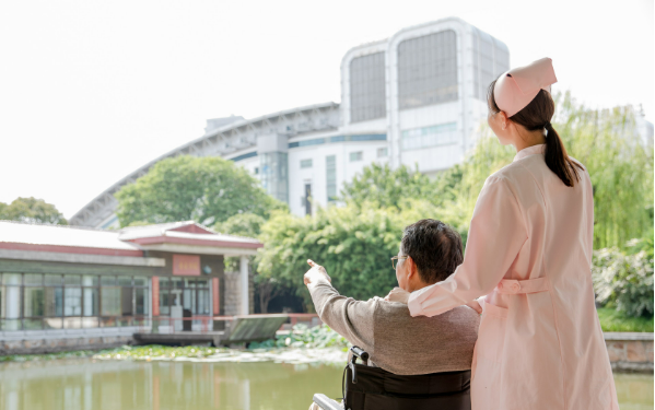 我國鼓勵將符合條件的醫養結合機構納入緊密型醫聯體統一管理