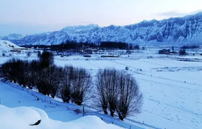 新疆阿克蘇：雪域冬景引客來