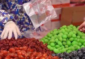 “果盤子”供應足、年貨大集一站式購物……節前市場年味濃、購銷兩旺