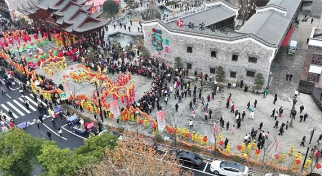 春節文旅上新忙 湖南益陽明清古巷開街