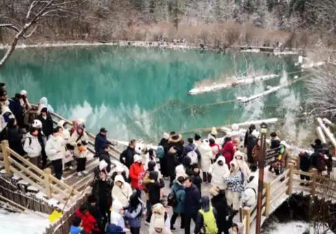 春節假期四川接待游客超6372萬人次，旅游消費總額達347.77億元