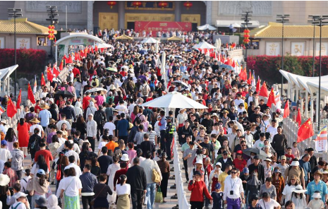 出游人次再創新高！旅游“妥妥”新年俗