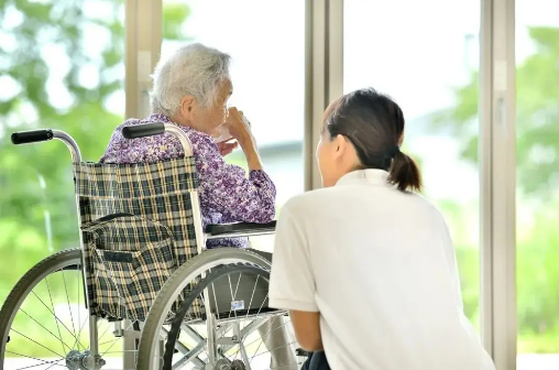 民政部：保障居家失能老年人享受到高品質養老服務