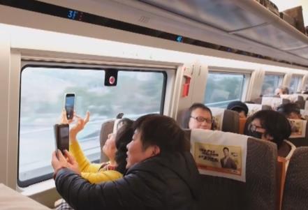 從小眾到主流，銀發游火熱！多樣需求激活多元產業新引擎