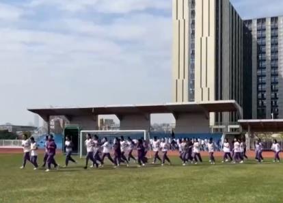 跳格子、投壺、舞獅、智慧運動……“傳統+AI”！這樣的課間“潮”有范兒