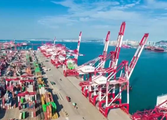 上海港1月集裝箱吞吐量創造“開門紅” 如何延續火熱態勢？