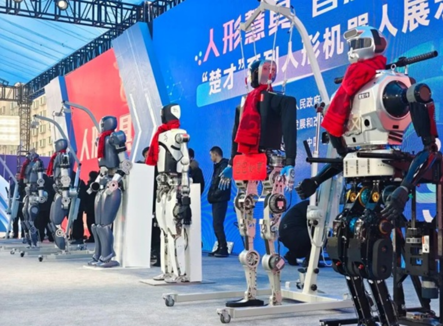 長江產業集團科技創新活力奔涌 力爭首季“開門紅”