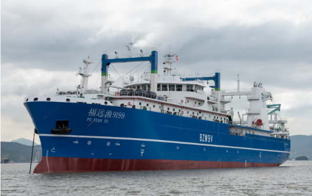 全國最大南極磷蝦專業捕撈加工船啟航