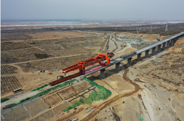 包銀高鐵內蒙古段橋梁、隧道實現全面貫通