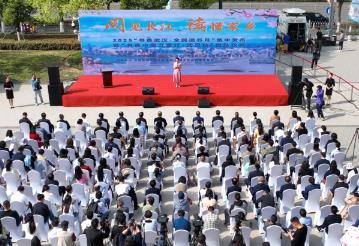 2025“書香中國萬里行”活動在武漢啟動