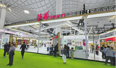 山西“名優特”精品絢麗登場消博會