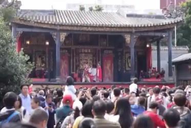 樓宇天臺、崖壁步道、中式婚宴……消費場景國潮與現代交織 釋放消費潛力