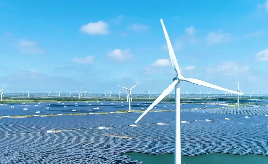 我國首個“風光火儲一體化”外送特高壓工程投產