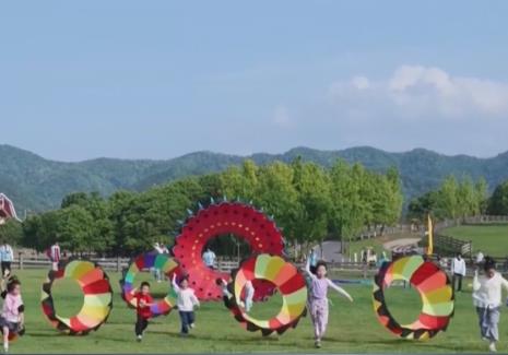 “四好農村路”帶火“鄉村游” “白加黑”多業態融合點亮鄉村旅游新消費