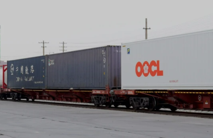 寧夏“一箱到底”鐵海聯運冷鏈專線首發啟程