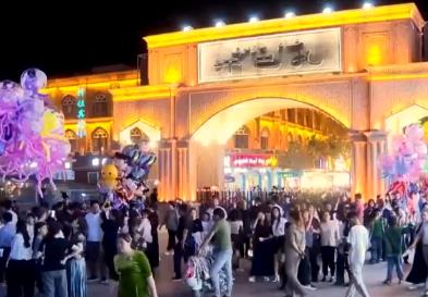 “煙火氣”點亮城鄉“夜經濟” 釋放夜間消費新活力
