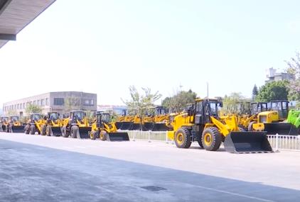 多地重大工程項目“加速跑” 裝載機銷量走高 工程機械企業產能全開