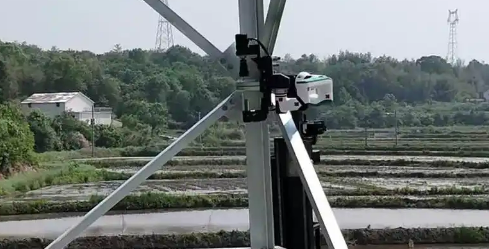 全國首例！智能機器人輔助組裝輸電鐵塔