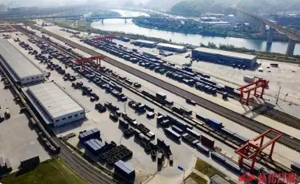 不沿邊不靠海 湘西小城如何成為外貿新“通道”？