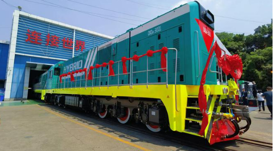 出口哈薩克斯坦標準新能源機車在四川資陽下線